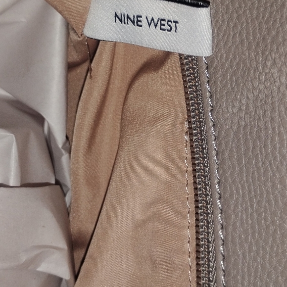 Nine West Taupe Bag - Picture 10 of 13